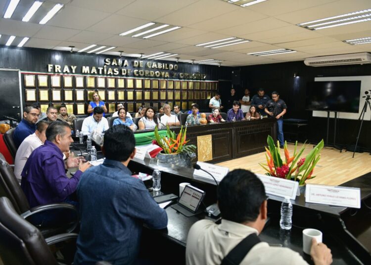 Yamil Melgar y Llaven Abarca fortalecen seguridad del centro
