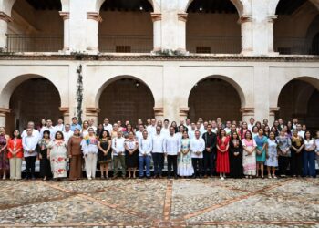 Eduardo Ramírez asiste al Cuarto Encuentro Regional de Institutos, Tribunales Electorales e INE