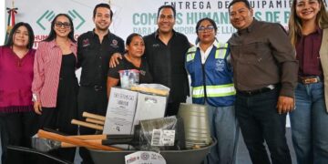 Eduardo Ramírez fortalece caminos, agua potable, educación y protección civil en Sabanilla, Amatán y Tapilula