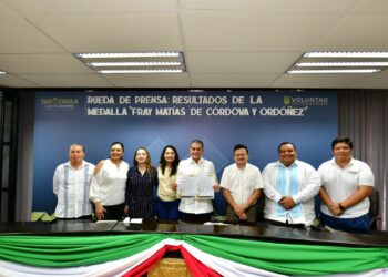 Presenta Yamil Melgar a galardonados con la Medalla Fray Matías de Córdova 2026