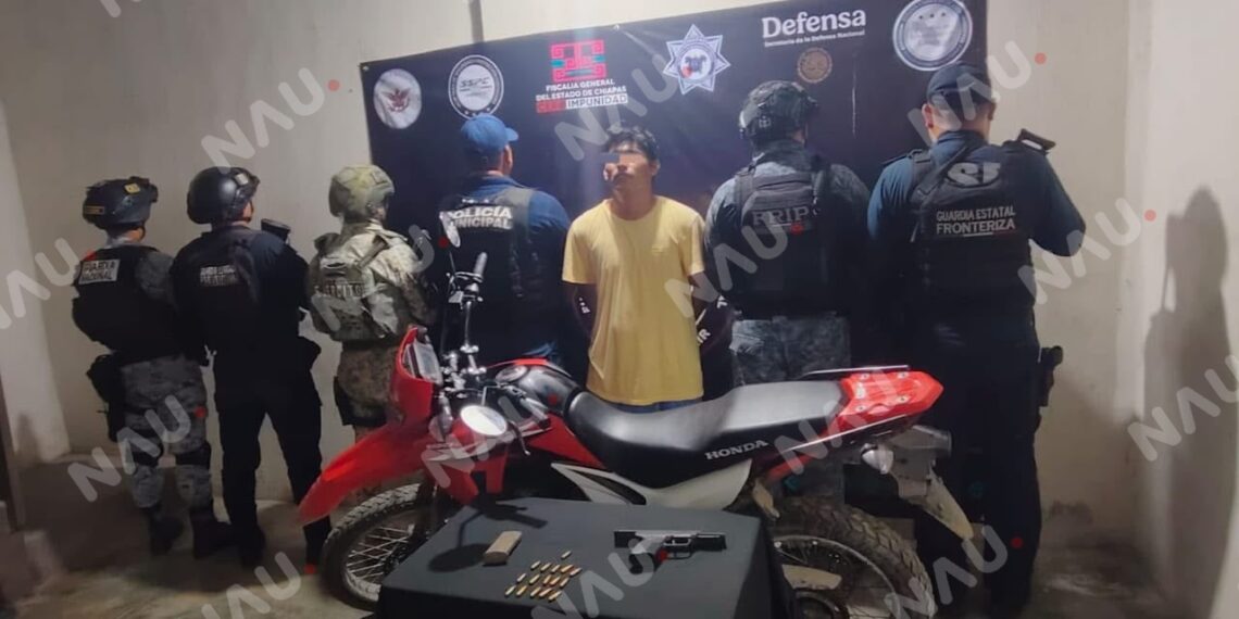Detienen a guatemalteco con arma calibre 5.7 en Suchiate; investigan procedencia