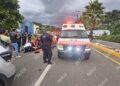 Policía cae de patrulla en movimiento en la carretera Costera de Tapachula