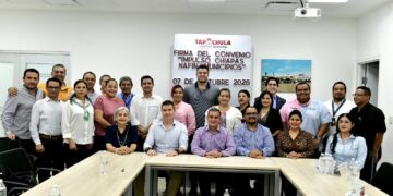 Luis Pedrero y Yamil Melgar firman convenio histórico para financiamiento a empresarios tapachultecos