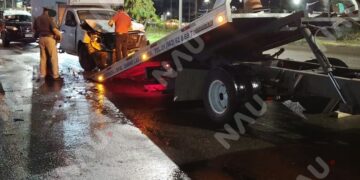 CAMIONETAS CHOCAN POR ALCANCE EN EL BULEVAR DÍAZ ORDAZ DE TAPACHULA