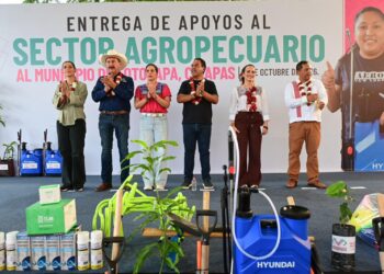 Eduardo Ramírez inaugura Centro LIBRE y entrega espacios educativos y apoyos agropecuarios en Totolapa