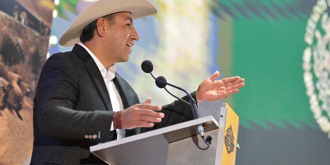 Eduardo Ramírez participa en la Convención Nacional Ganadera en Coahuila