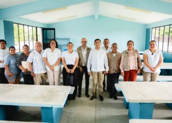 Más de 250 alumnos se benefician con mejoras en la Primaria Valentín Gómez Farías