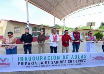 Eduardo Ramírez inaugura obras por más de 3.6 mdp en escuela de Tuxtla Gutiérrez