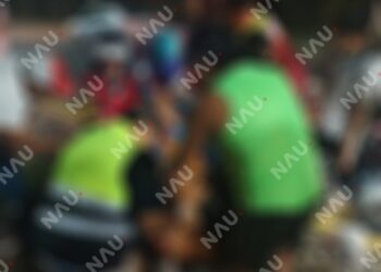 Trasladan en taxi a mujer lesionada en derrape de motocicleta en Tapachula